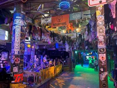 Flora-Bama entertainment