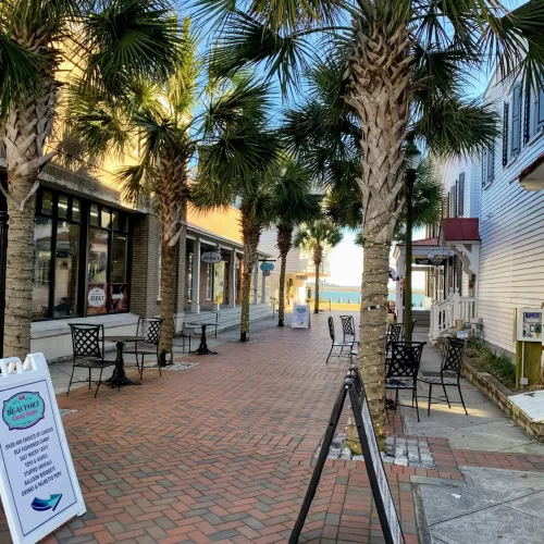 Shopping downtown Beaufort South Carolina